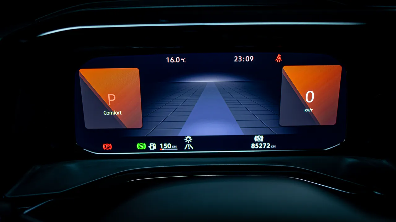 Volkswagen Multivan - фото 68