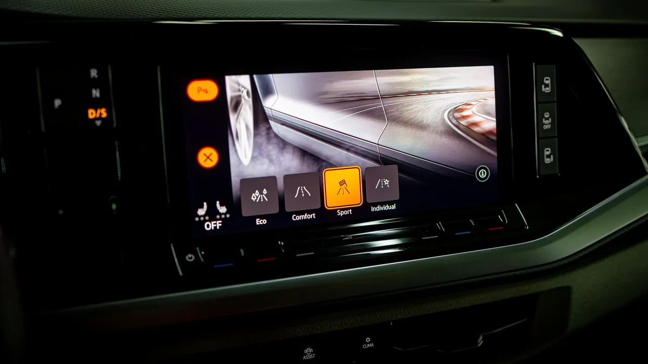 Volkswagen Multivan - фото 58