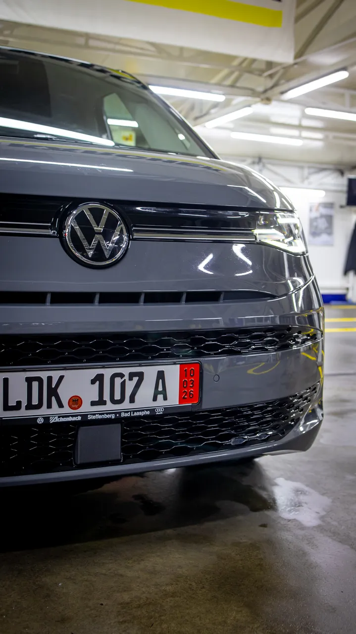 Volkswagen Multivan - фото 27