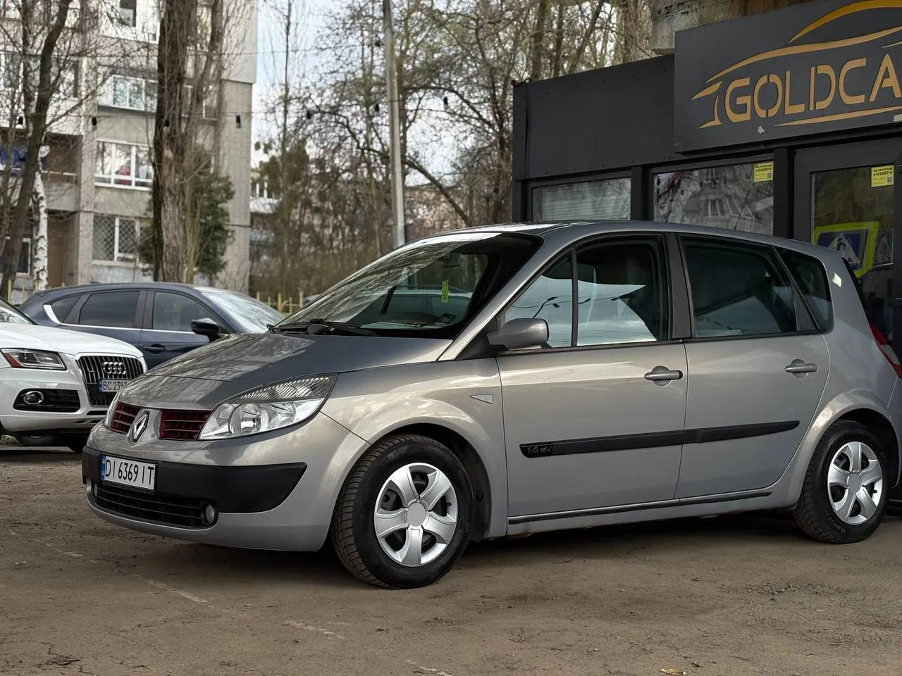 Renault Megane - фото 5