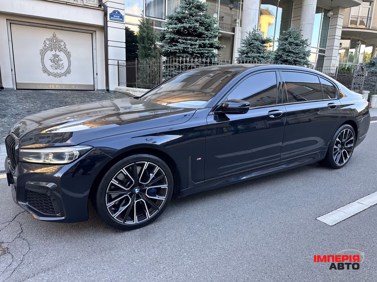 BMW 7 серії - фото 3