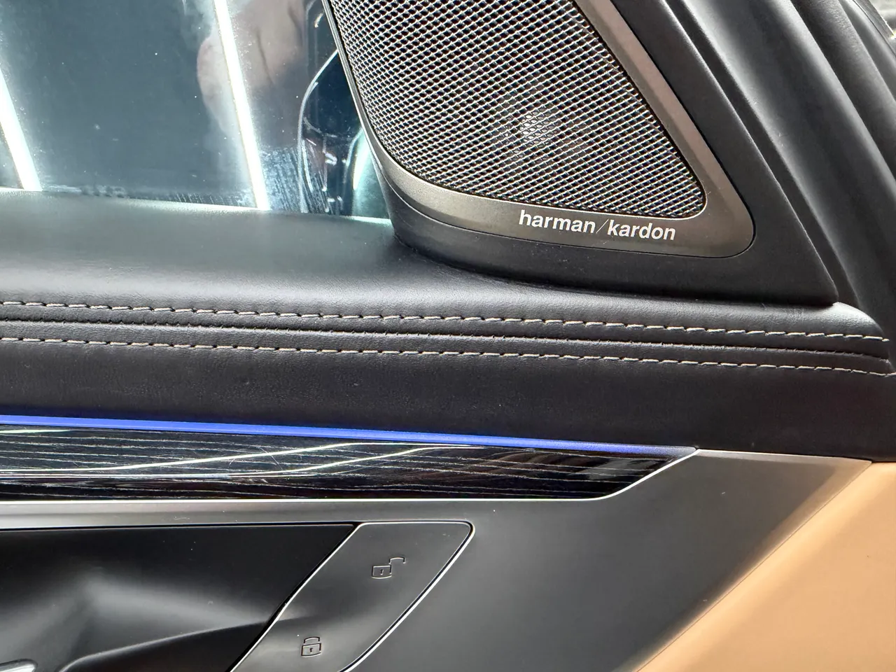 BMW 7 серії - фото 10