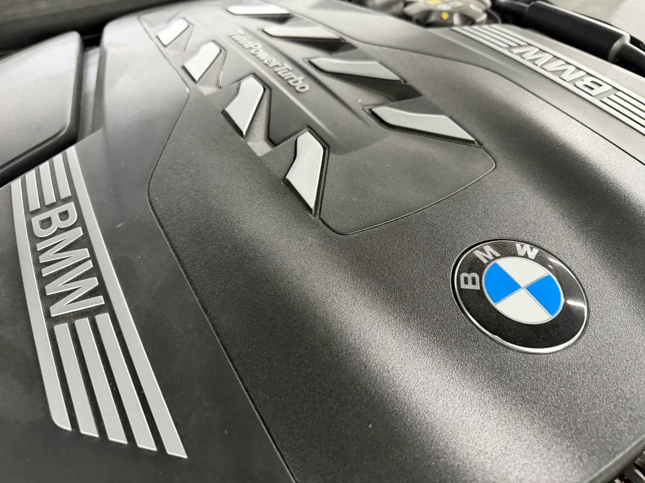 BMW 7 серії - фото 17