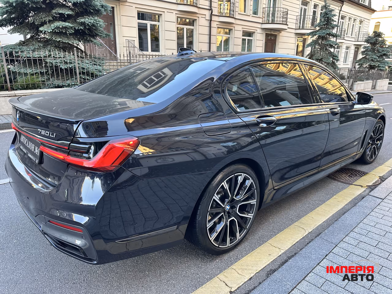 BMW 7 серії - фото 10