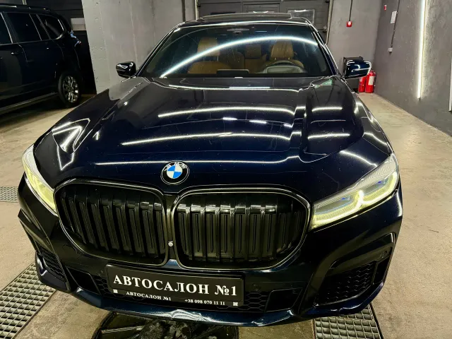 BMW 7 серії - фото 3