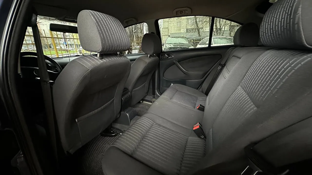 Skoda Octavia - фото 6