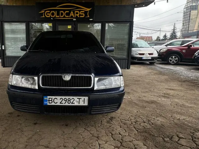 Skoda Octavia - фото 1