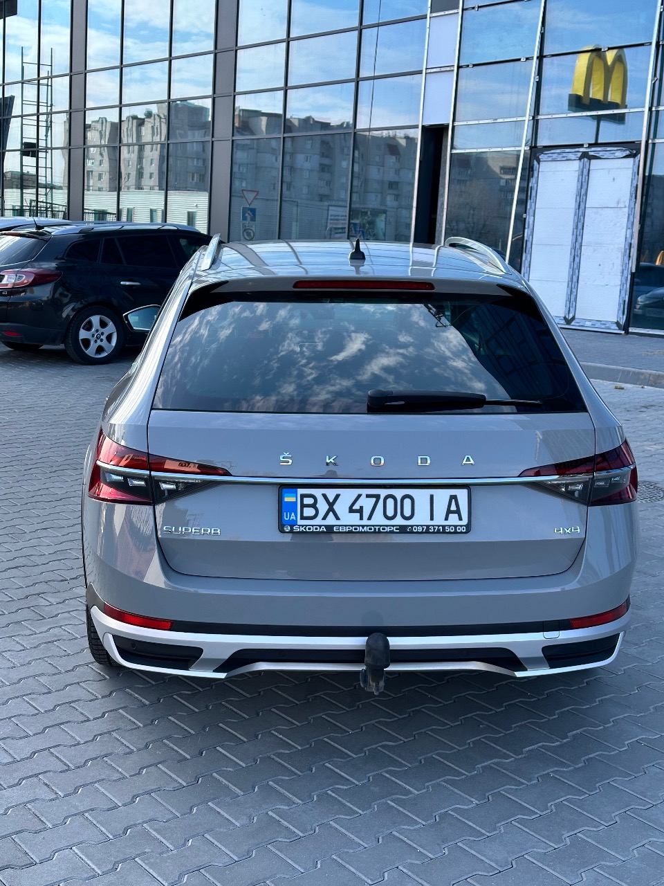 Skoda Superb - фото 8