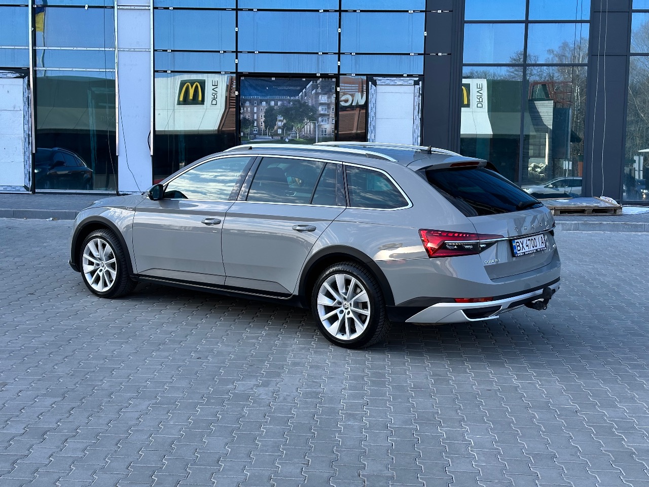 Skoda Superb - фото 2