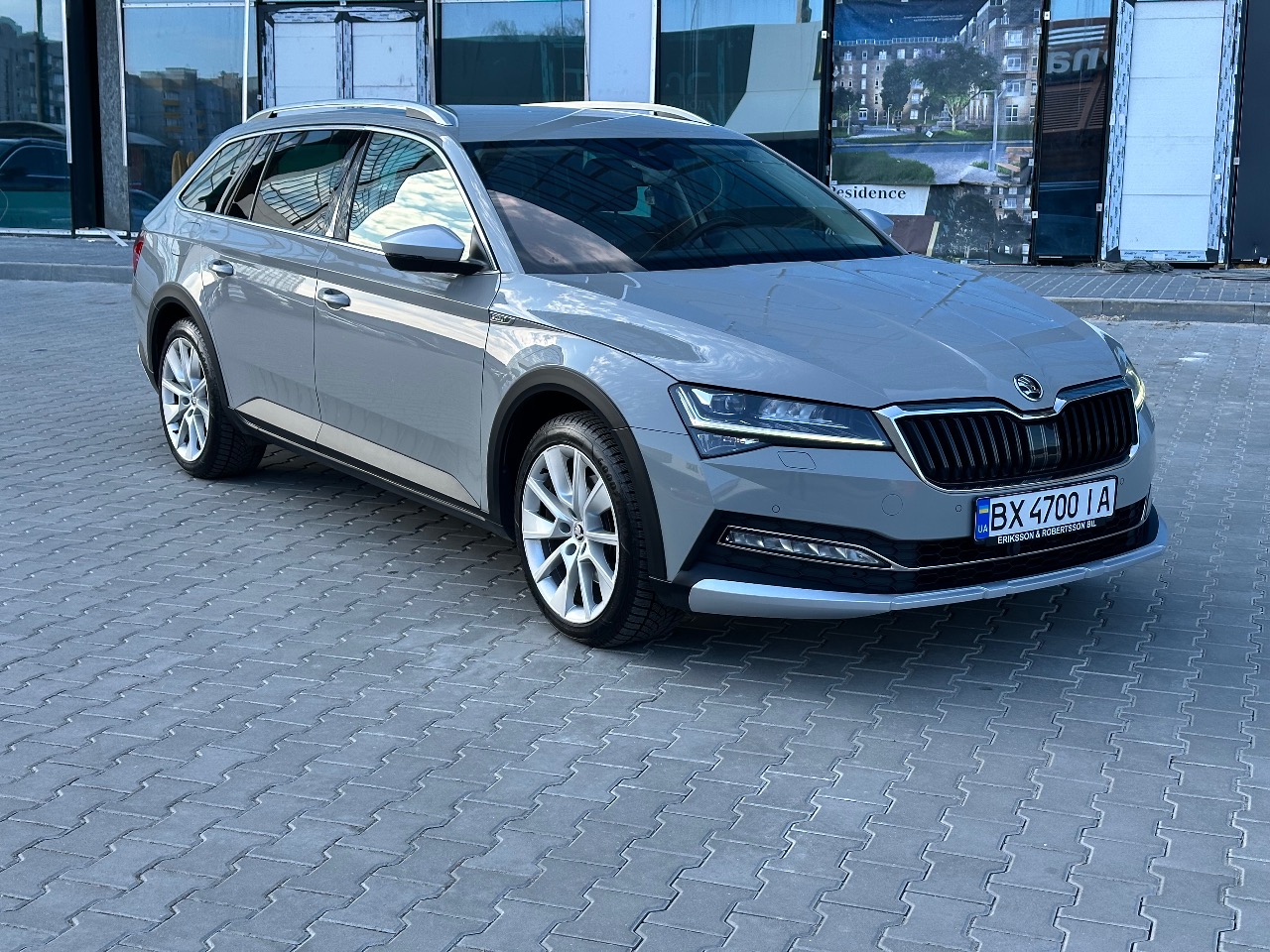 Skoda Superb - фото 24