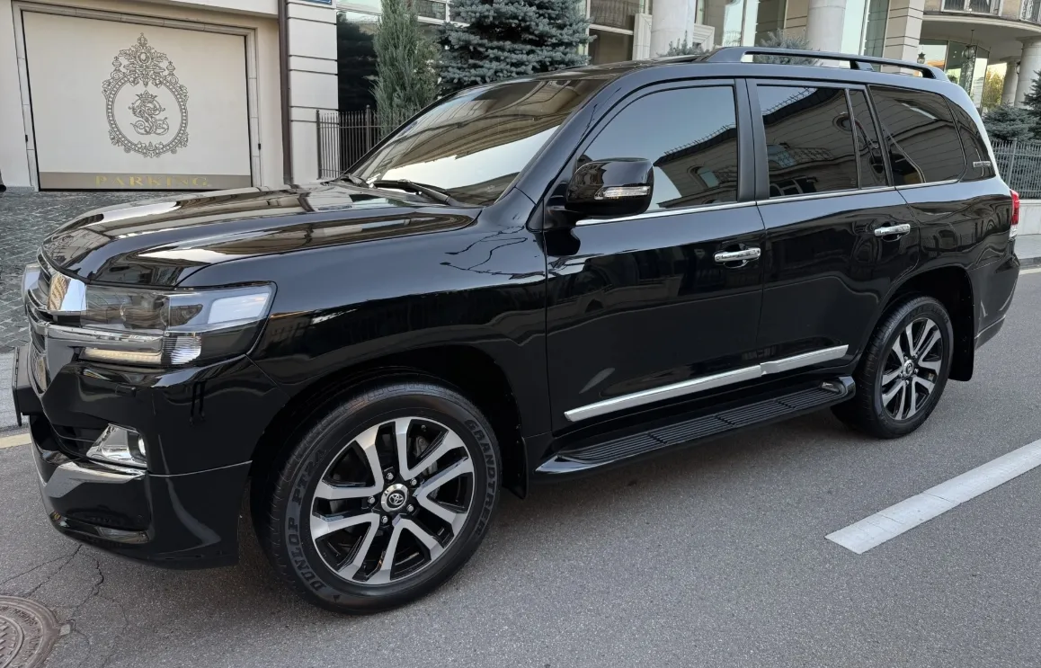 Toyota Land Cruiser - фото 3