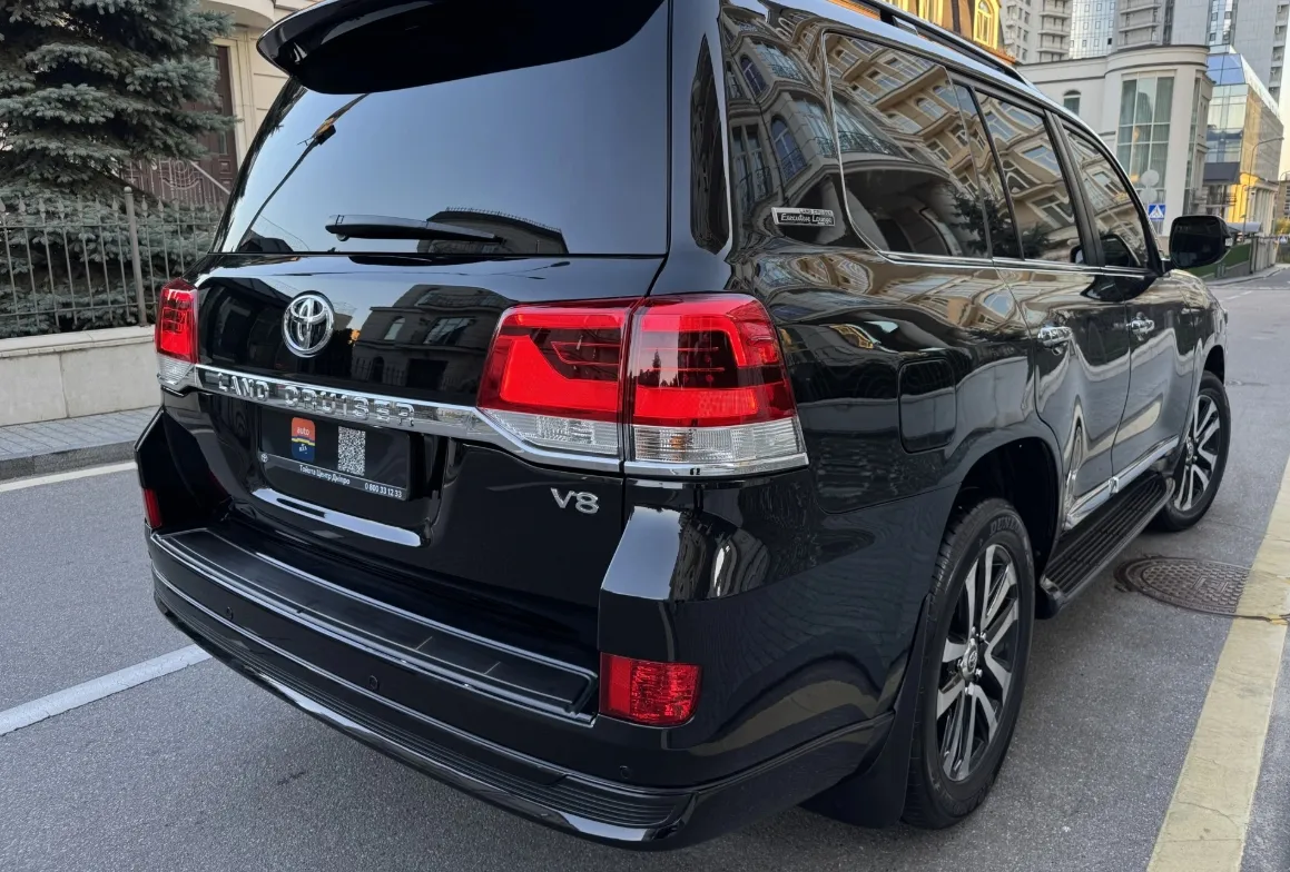 Toyota Land Cruiser - фото 5