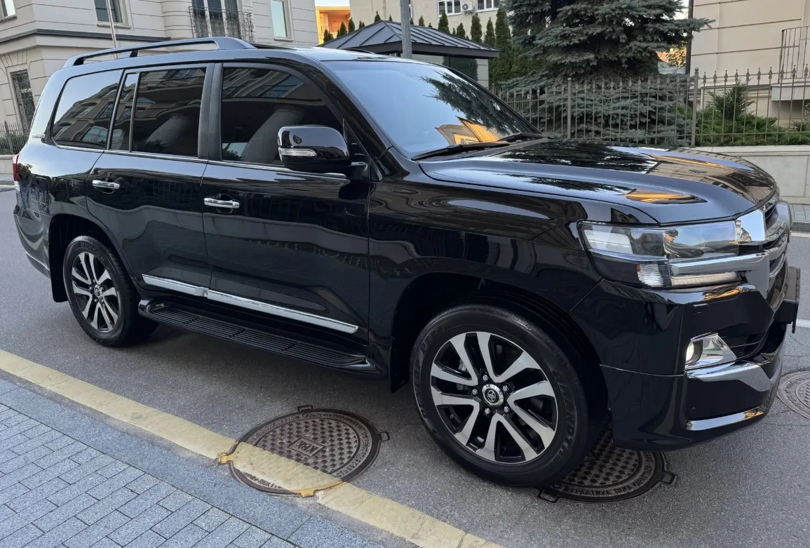 Toyota Land Cruiser - фото 6