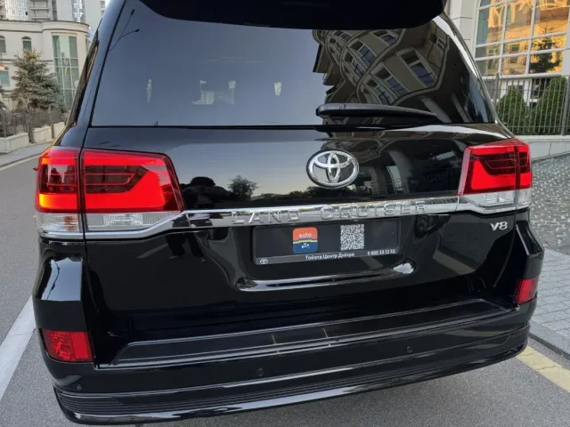 Toyota Land Cruiser - фото 4