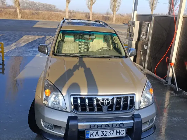 Toyota Land Cruiser Prado - фото 1