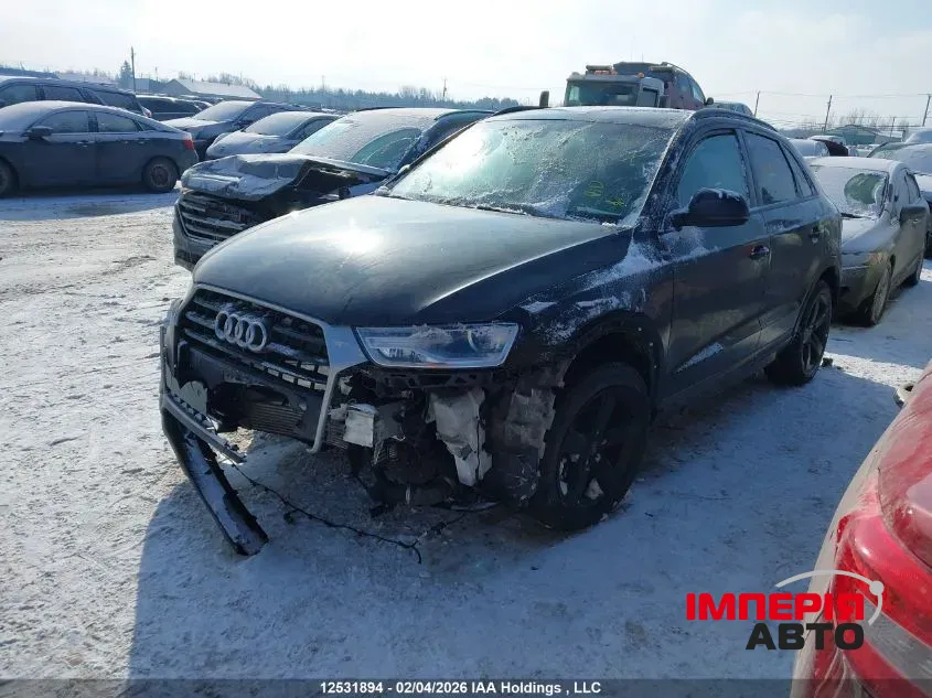 Audi Q3 - фото 1