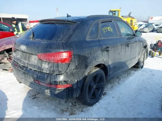 Audi Q3 - фото 4