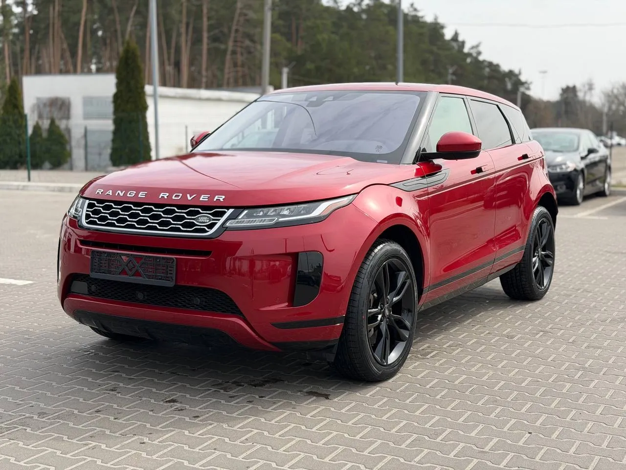 Land Rover Range Rover Evoque - фото 1