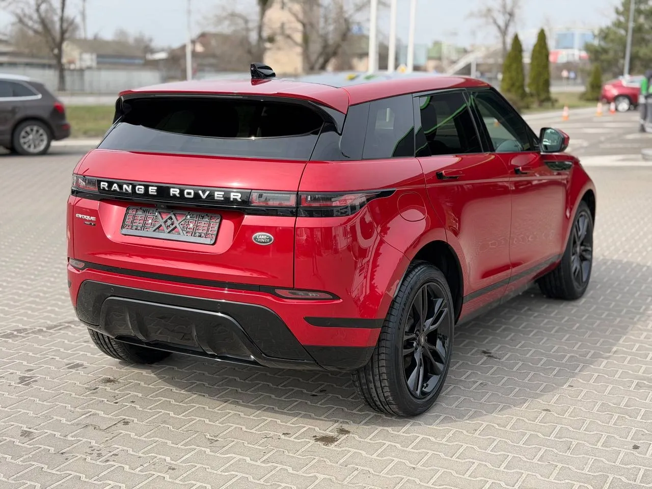 Land Rover Range Rover Evoque - фото 12