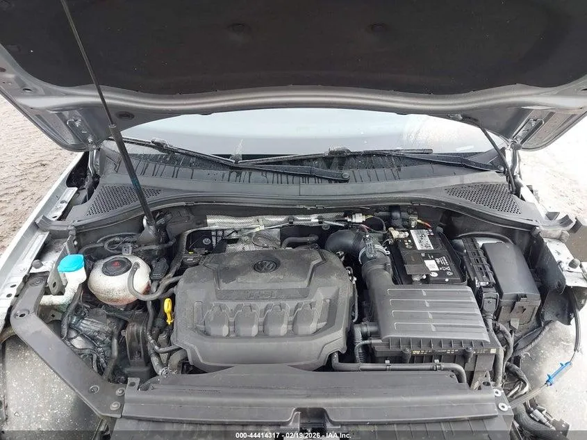 Volkswagen Tiguan - фото 9