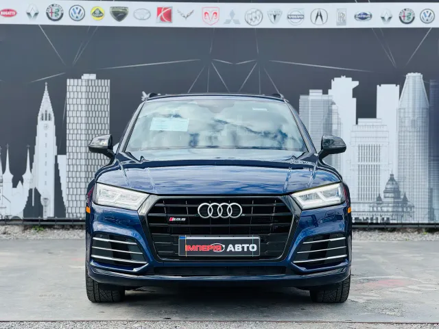 Audi SQ5 - фото 1