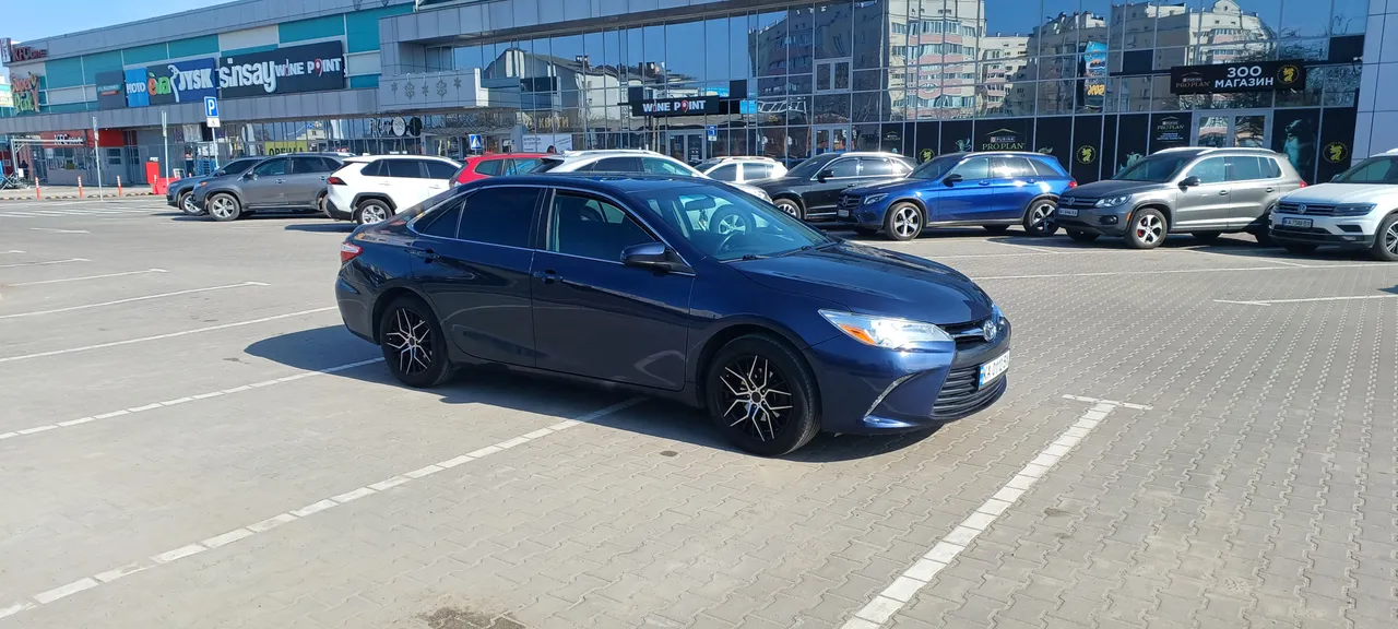 Toyota Camry - фото 6