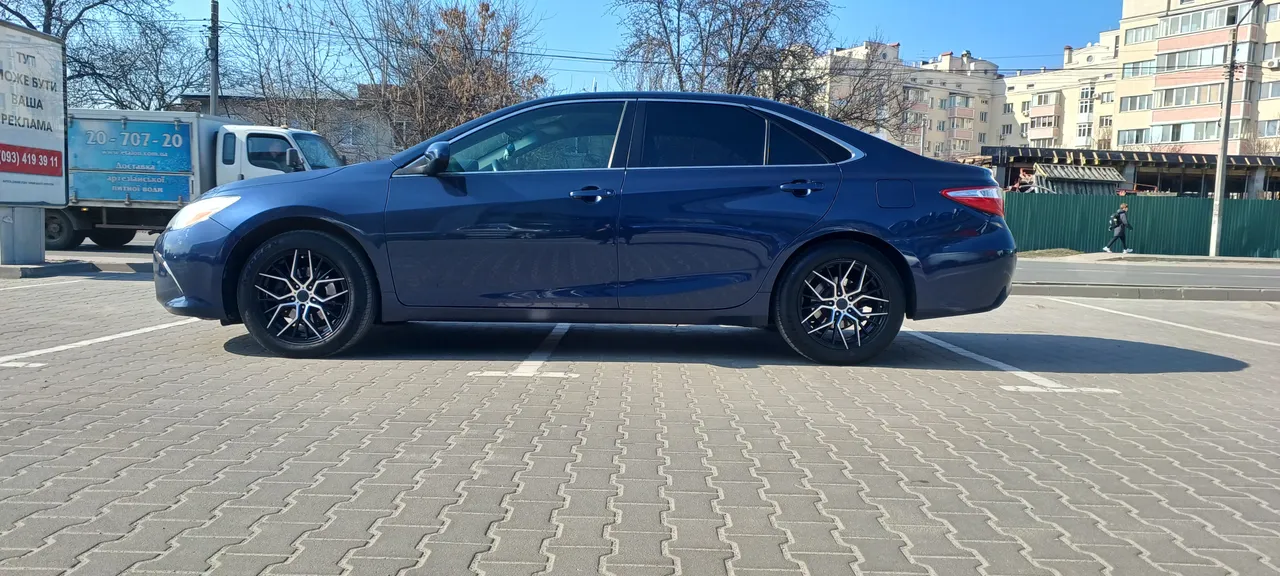 Toyota Camry - фото 9