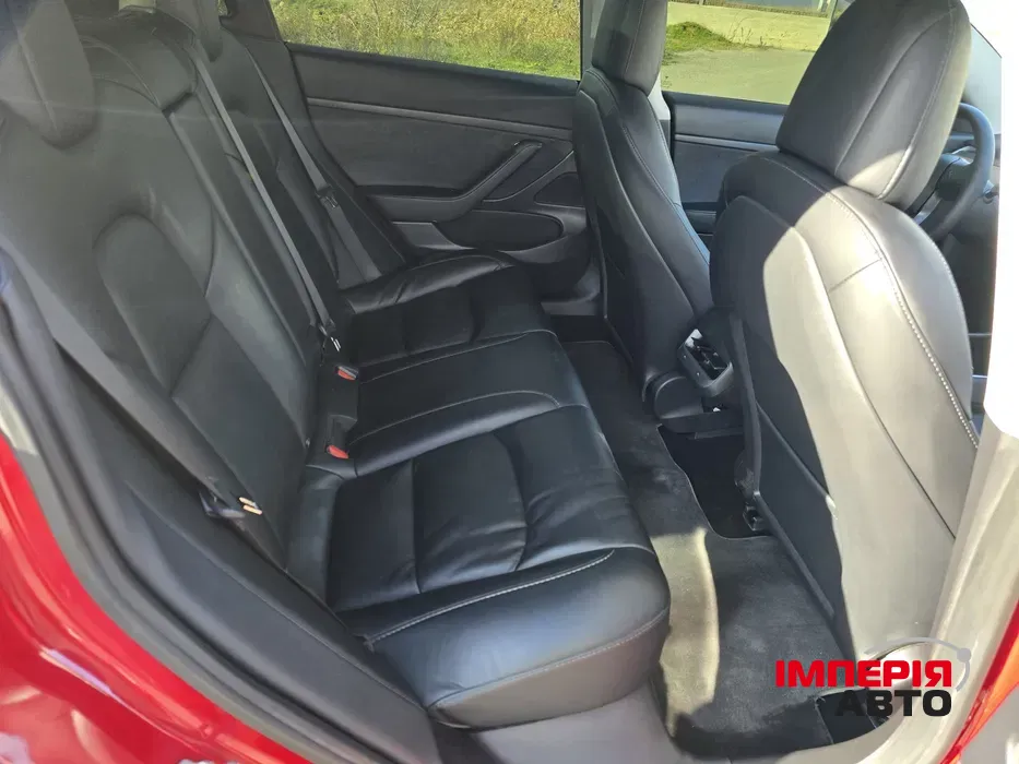 Tesla Model 3 - фото 16