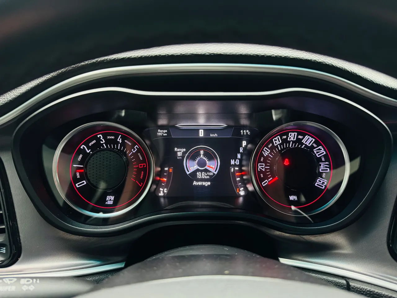 Dodge Challenger - фото 10