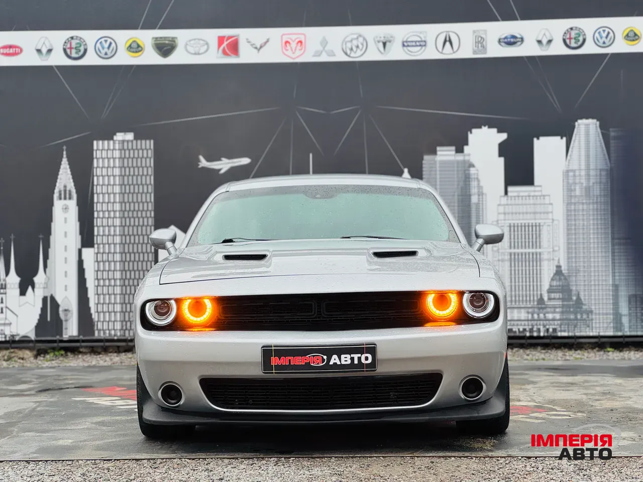 Dodge Challenger - фото 2