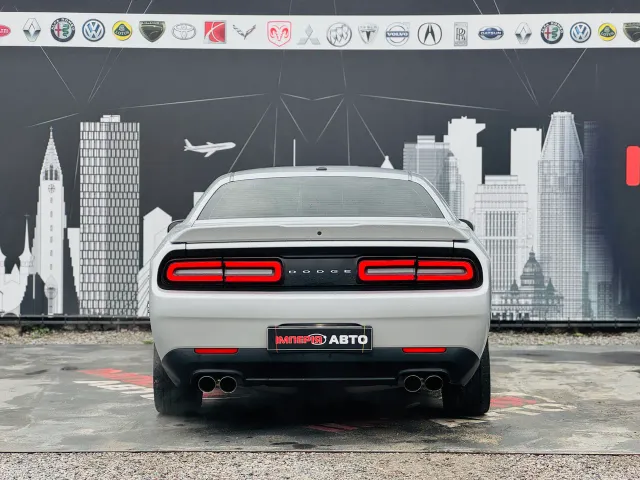 Dodge Challenger - фото 4