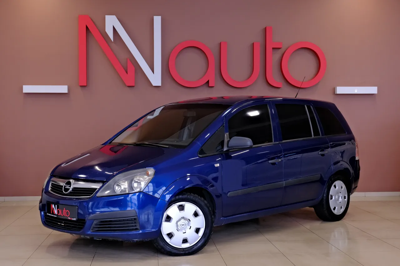 Opel Zafira - фото 1