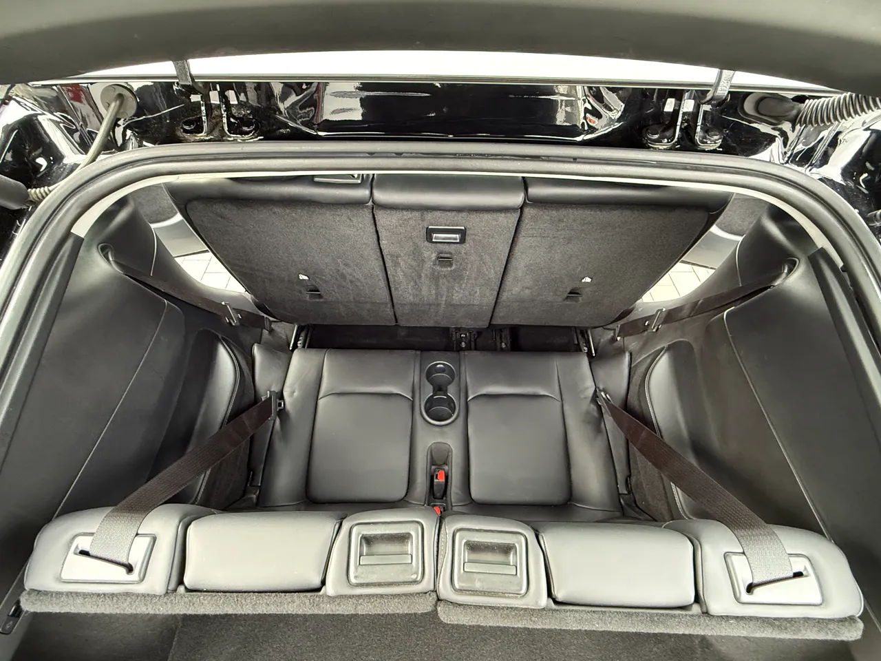 Tesla Model Y - фото 22