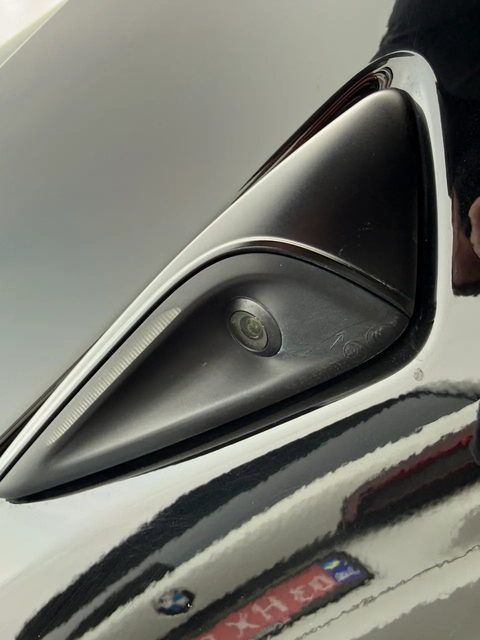 Tesla Model Y - фото 41