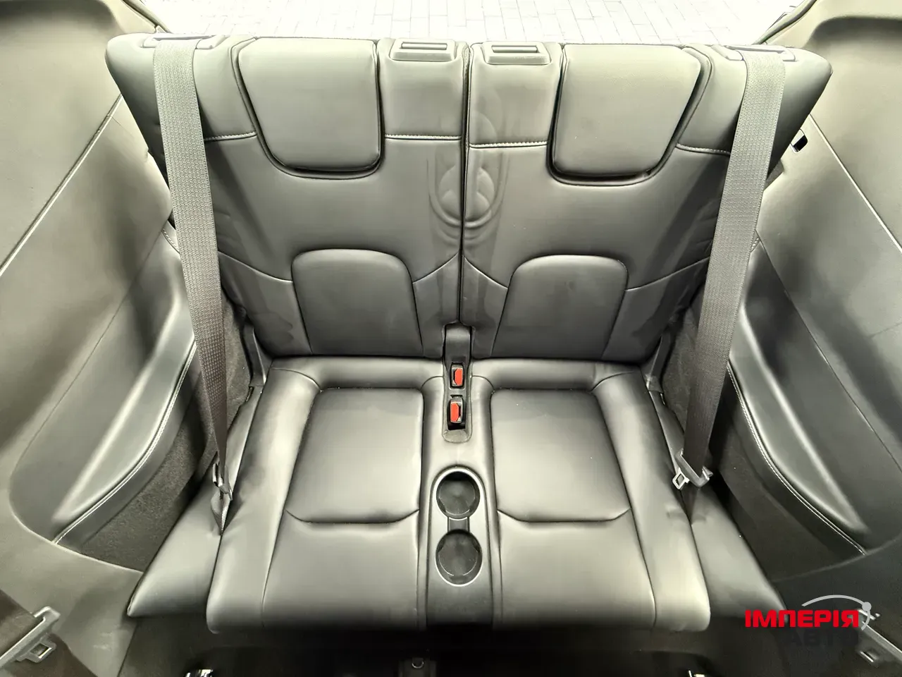 Tesla Model Y - фото 18