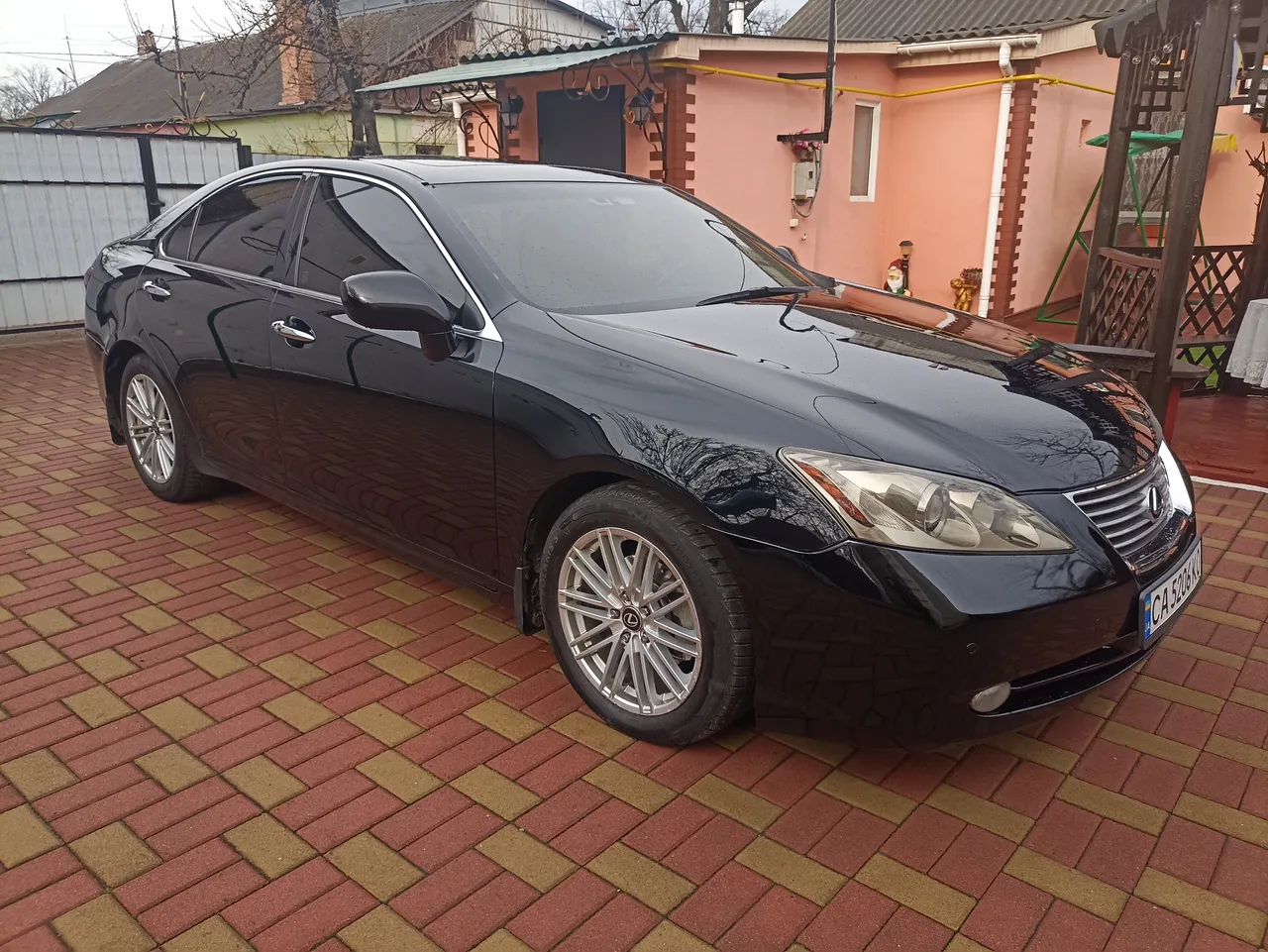 Lexus ES - фото 2