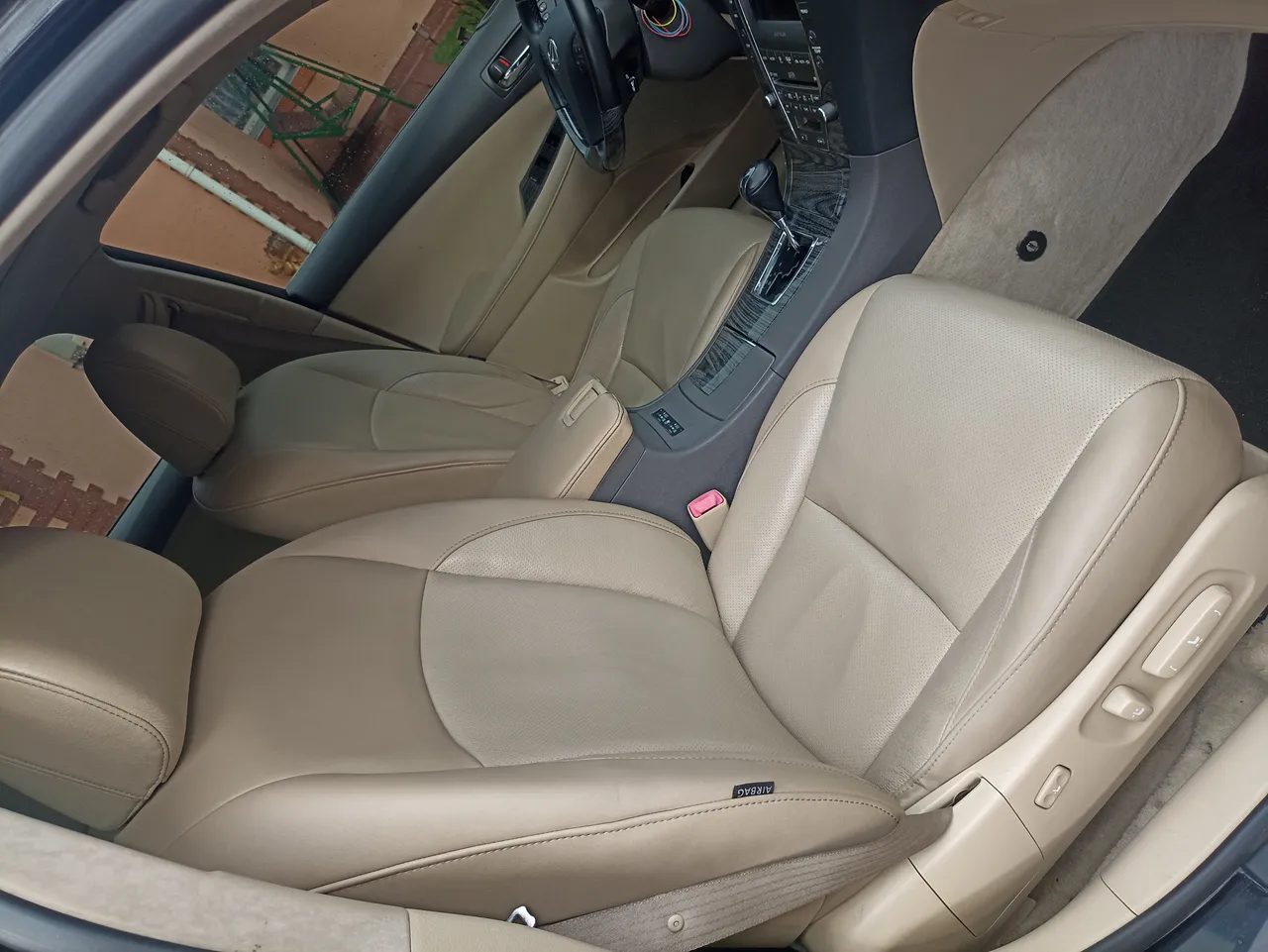 Lexus ES - фото 13