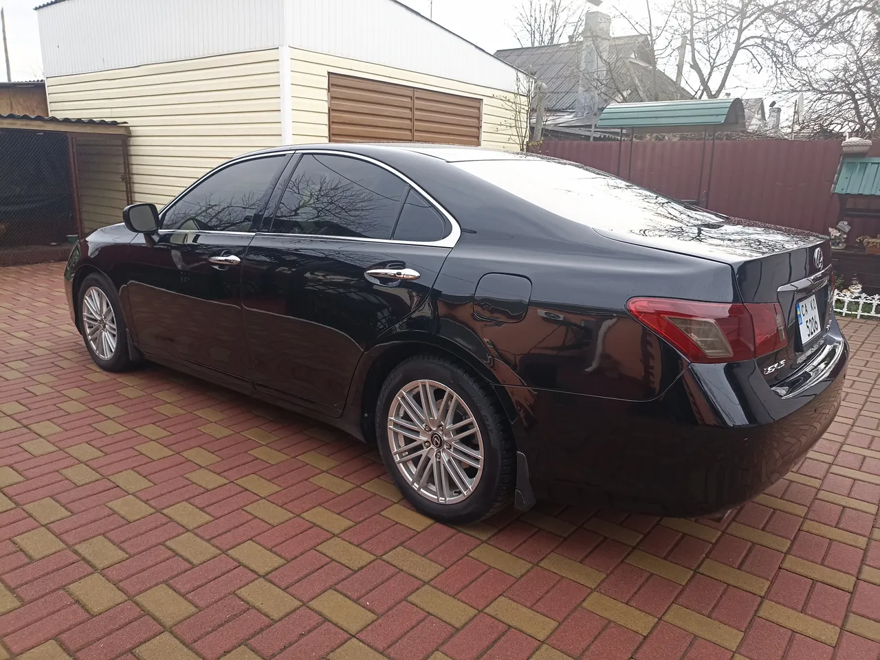 Lexus ES - фото 6