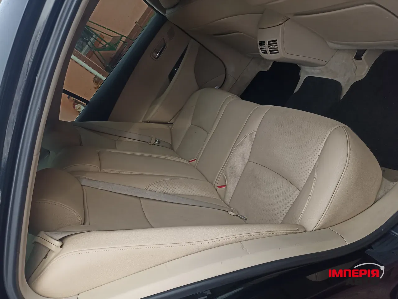 Lexus ES - фото 10