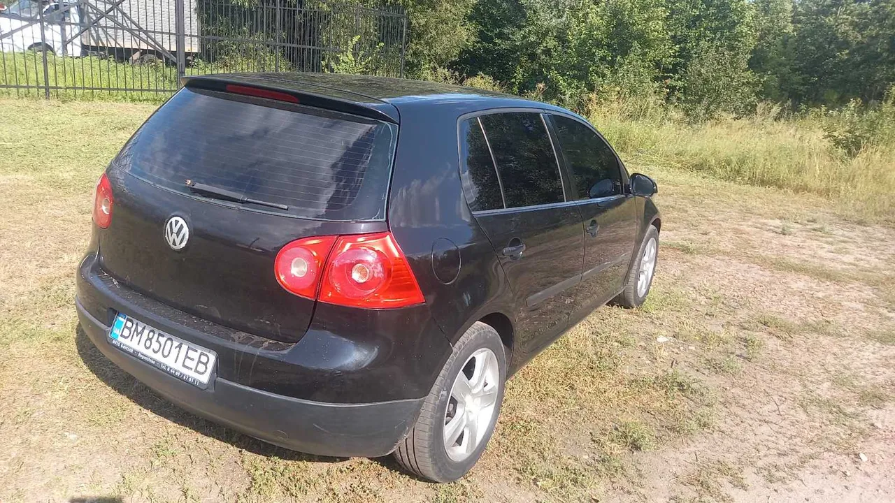 Volkswagen Golf - фото 2