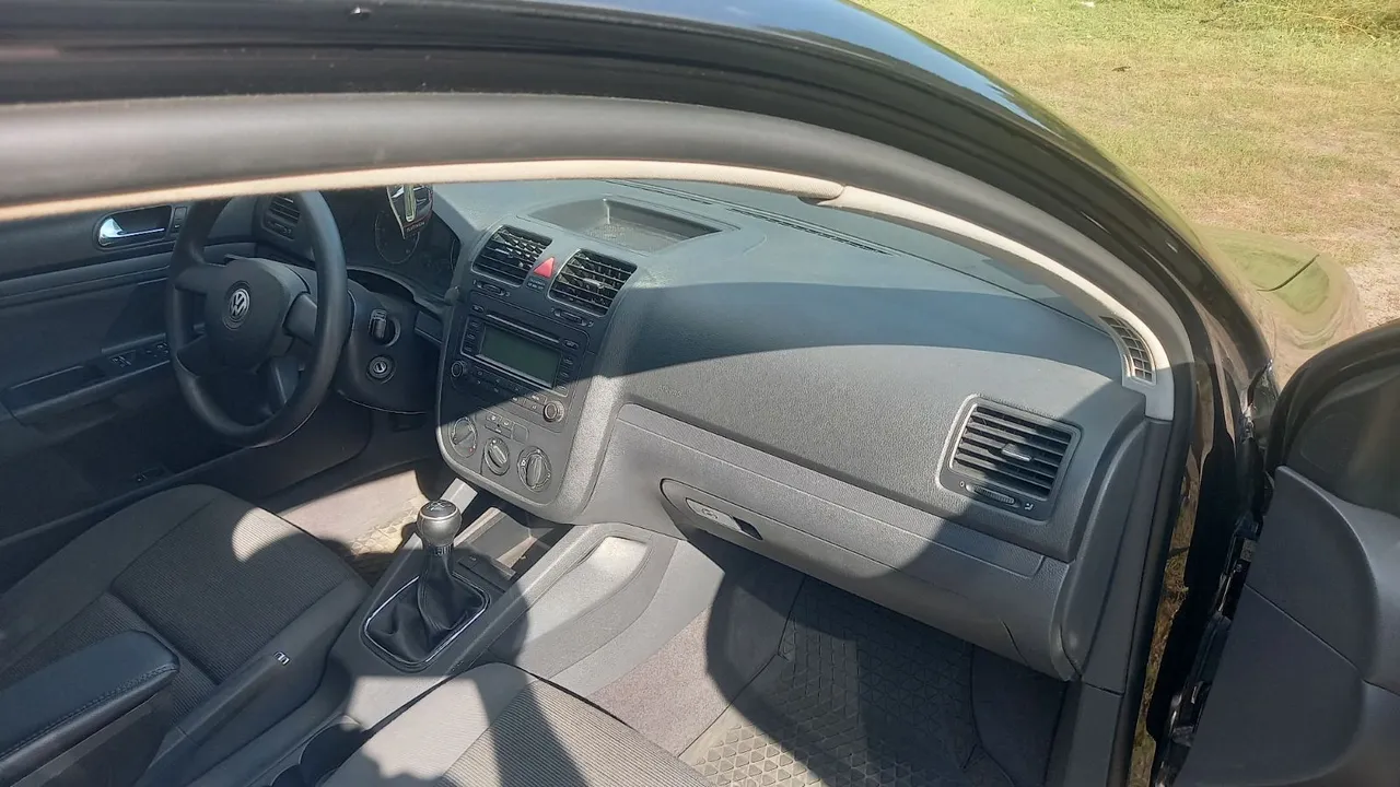 Volkswagen Golf - фото 5