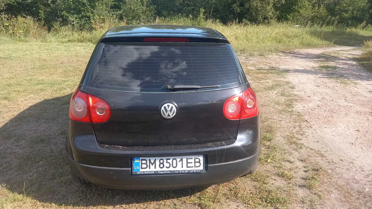 Volkswagen Golf - фото 7
