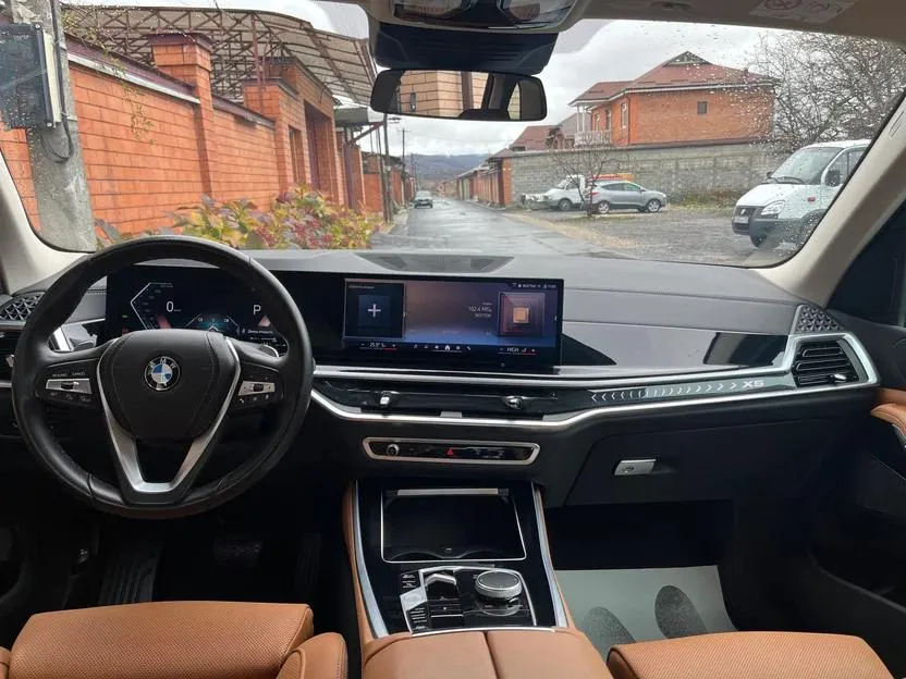 BMW X5 - фото 8