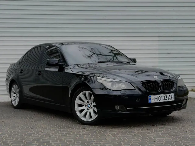 BMW 5 серії - фото 2