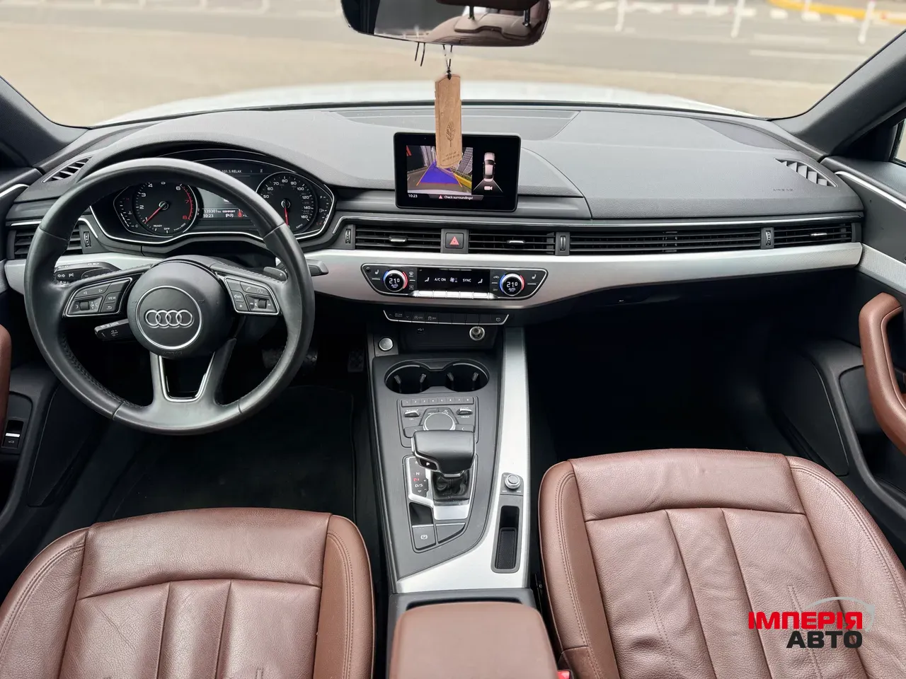 Audi A4 - фото 13