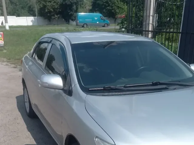 Toyota Corolla - фото 2