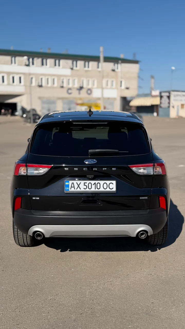 Ford Escape - фото 12