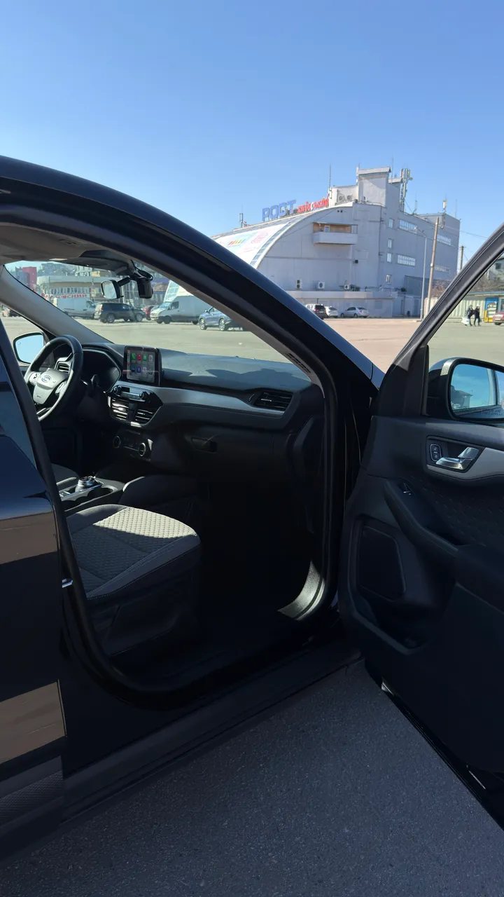 Ford Escape - фото 27