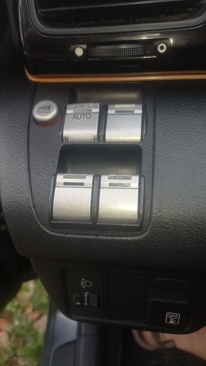 Honda FR-V - фото 10