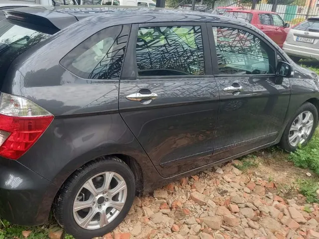 Honda FR-V - фото 3